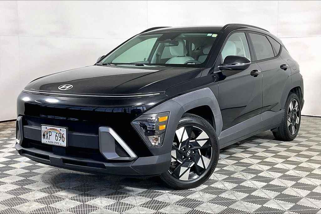 Used 2024 Hyundai Kona SEL FWD image 1