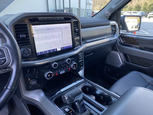 Used 2021 Ford F150 Lariat w/ Equipment Group 502A High image 24