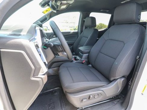 New 2025 GMC Canyon Elevation w/ Convenience Package image 15