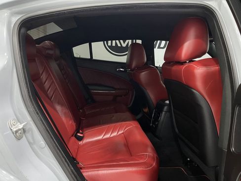 Used 2022 Dodge Charger SRT Hellcat w/ Harman/Kardon Audio Group image 31