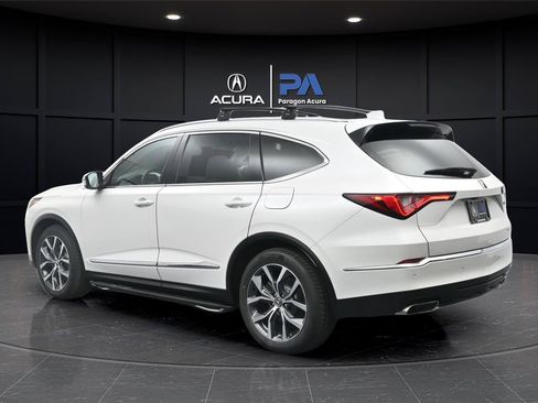 Used 2024 Acura MDX SH-AWD w/ Technology Package image 25