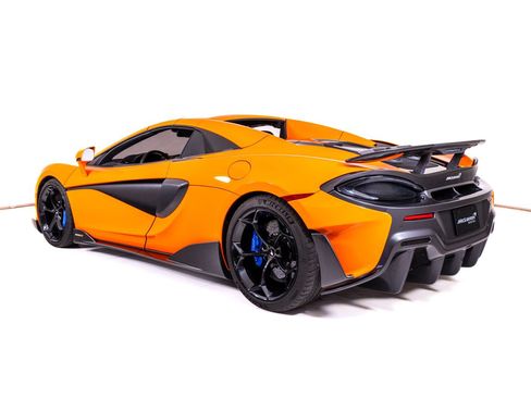 Used 2020 McLaren 600LT Spider RWD image 4