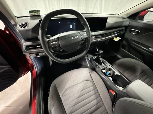 Certified 2025 Kia K4 EX image 15