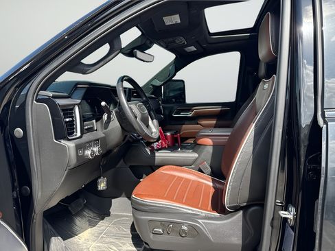Used 2024 GMC Sierra 2500 Denali Ultimate AWD/4WD image 6