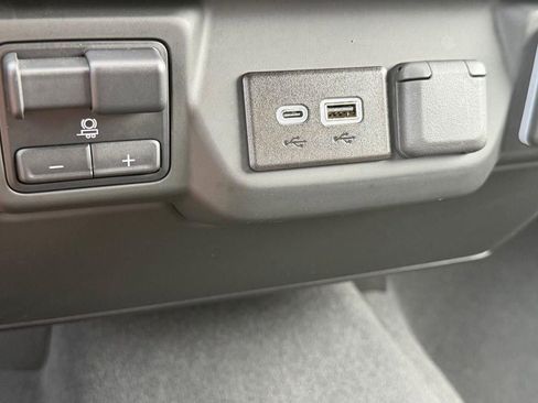 Used 2025 Chevrolet Silverado 1500 Custom AWD/4WD image 19