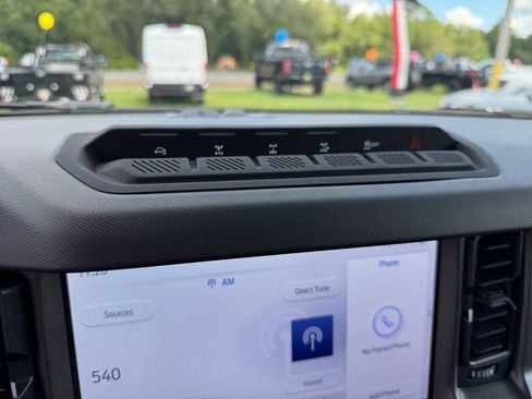 New 2025 Ford Bronco Badlands image 32