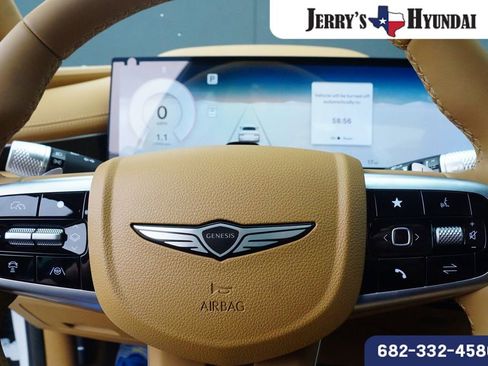 Used 2025 Genesis G80 2.5T image 13