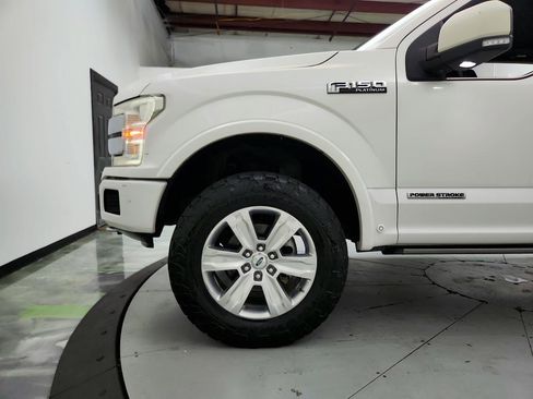 Used 2018 Ford F150 Platinum w/ Equipment Group 701A Luxury AWD/4WD image 33