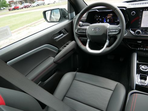 New 2026 Chevrolet Colorado Z71 w/ Technology Package AWD/4WD image 13