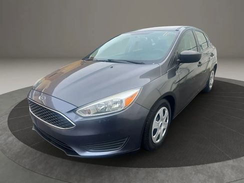Used 2017 Ford Focus S FWD image 1
