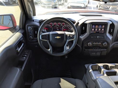 Used 2022 Chevrolet Silverado 1500 Custom w/ LPO, Blackout Package image 15