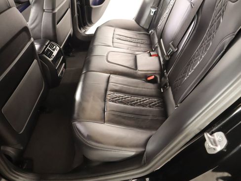 Used 2022 BMW 530i xDrive w/ Premium Package image 13