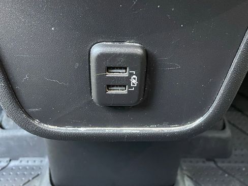 Certified 2021 Chevrolet Equinox LT AWD/4WD image 23