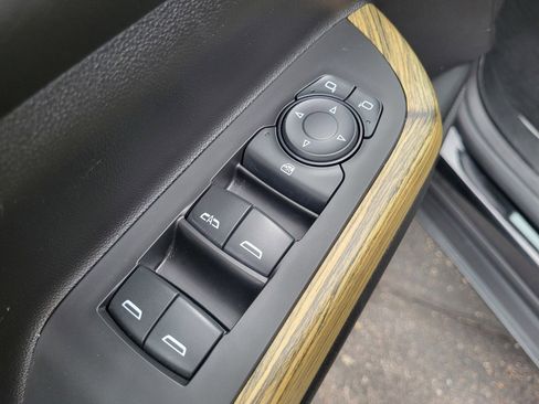 Used 2019 GMC Acadia Denali w/ LPO, Floor Liner Package image 30