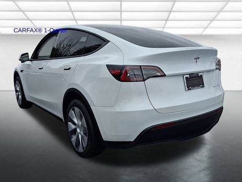 Used 2024 Tesla Model Y Long Range image 4