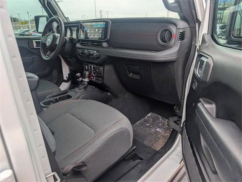 Used 2024 Jeep Wrangler Unlimited Rubicon w/ Safety Group image 27