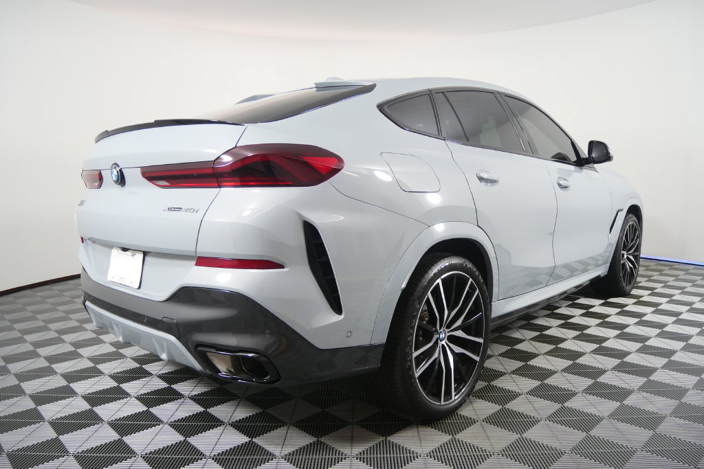 Certified 2024 BMW X6 xDrive40i w/ Executive Package AWD/4WD image 4