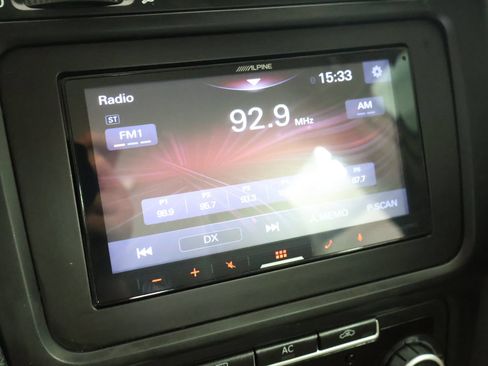 Used 2010 Volkswagen Jetta TDI FWD image 41