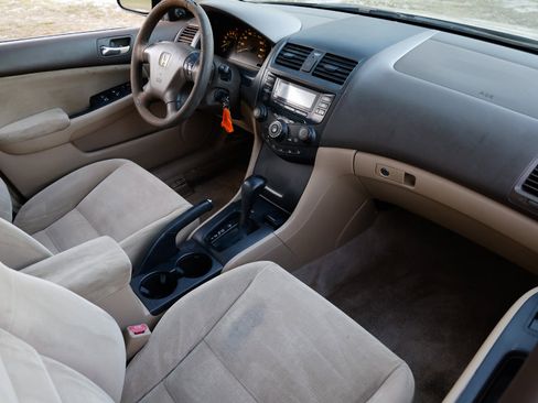 Used 2006 Honda Accord LX image 16