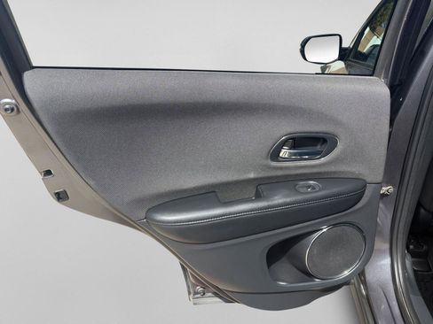 Used 2021 Honda HR-V EX image 20