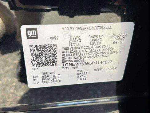 Certified 2023 Chevrolet Traverse LT w/ Rear Camera Mirror Package image 21