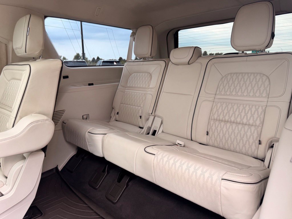 Used 2021 Lincoln Navigator L Black Label AWD/4WD image 26