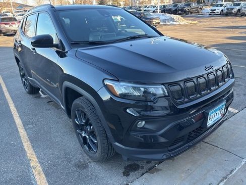 Certified 2022 Jeep Compass Altitude w/ Convenience Group image 1