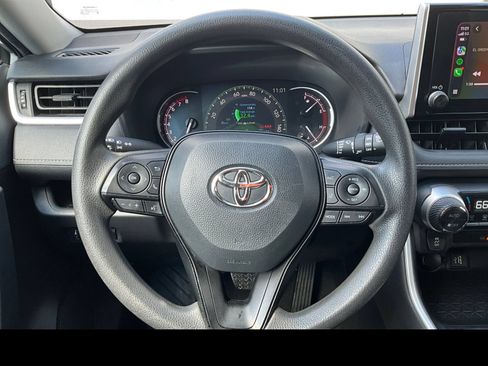 Used 2024 Toyota RAV4 XLE FWD image 3