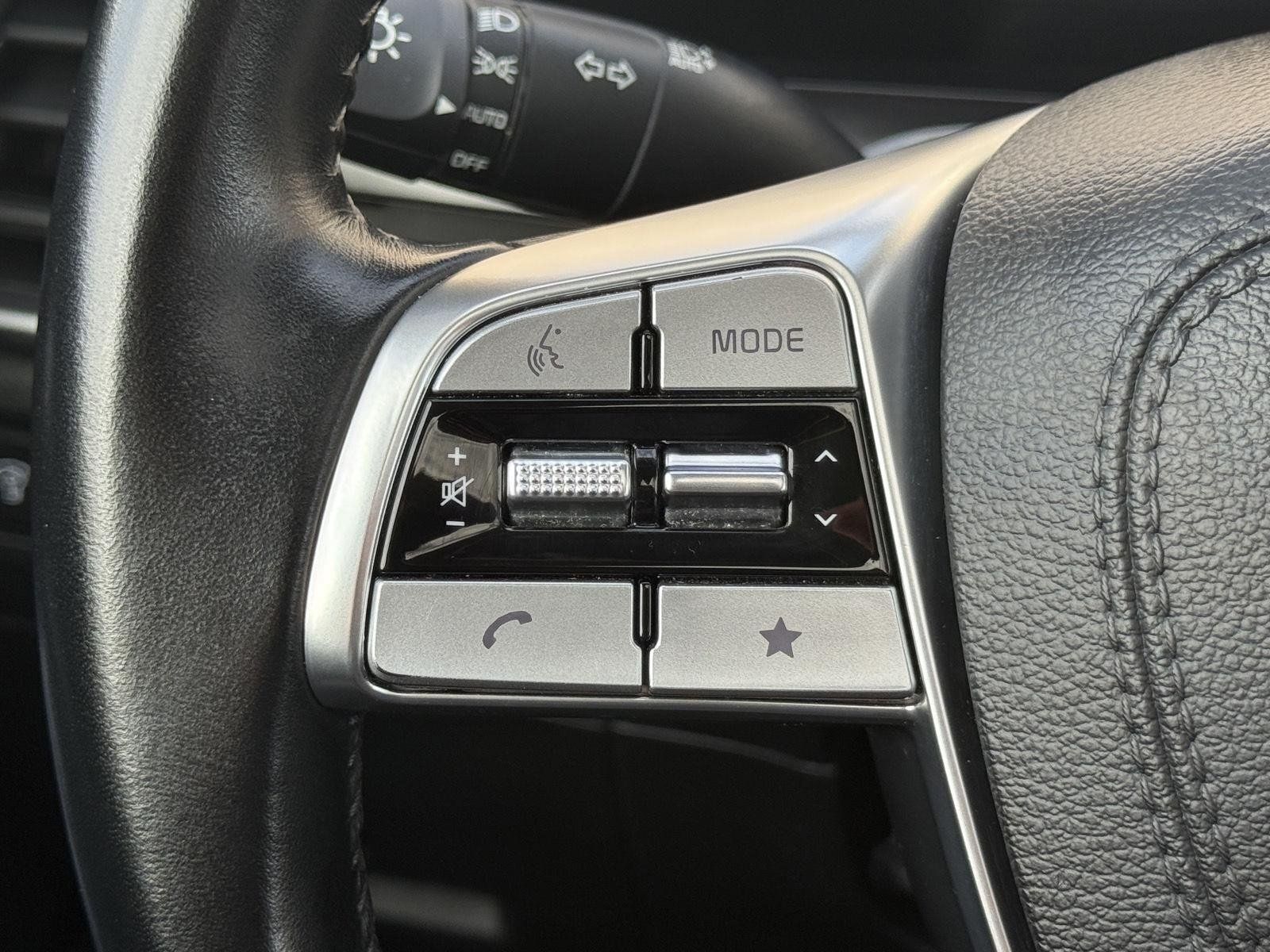 Used 2025 Kia Telluride S AWD/4WD image 37