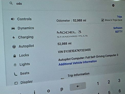 Used 2019 Tesla Model 3 Standard Range Plus image 17