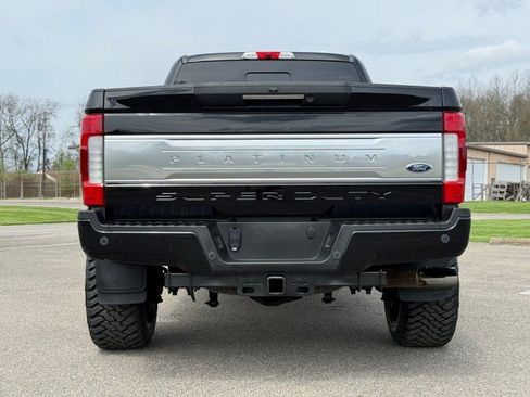 Used 2017 Ford F250 Platinum w/ Platinum Ultimate Package image 6