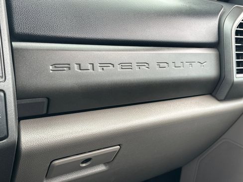 Used 2021 Ford F450 XL w/ Power Equipment Group image 27