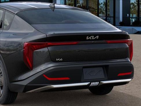 New 2026 Kia K4 LX image 13