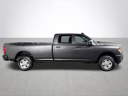 Certified 2024 RAM 2500 Tradesman w/ Safety Group AWD/4WD image 6