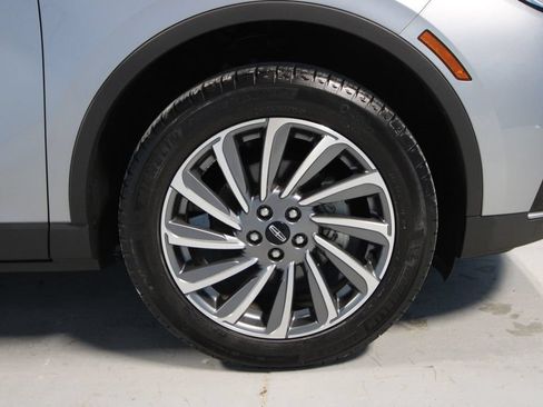 Used 2024 Lincoln Corsair Reserve w/ Equipment Group 201A AWD/4WD image 35