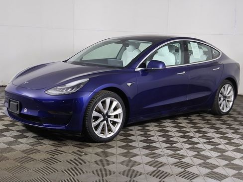 Used 2018 Tesla Model 3 Long Range image 7
