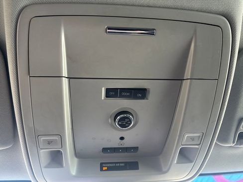 Used 2017 GMC Yukon Denali image 14