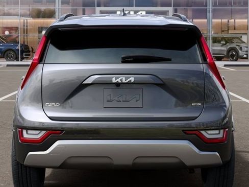 New 2026 Kia Niro SX Touring FWD image 14