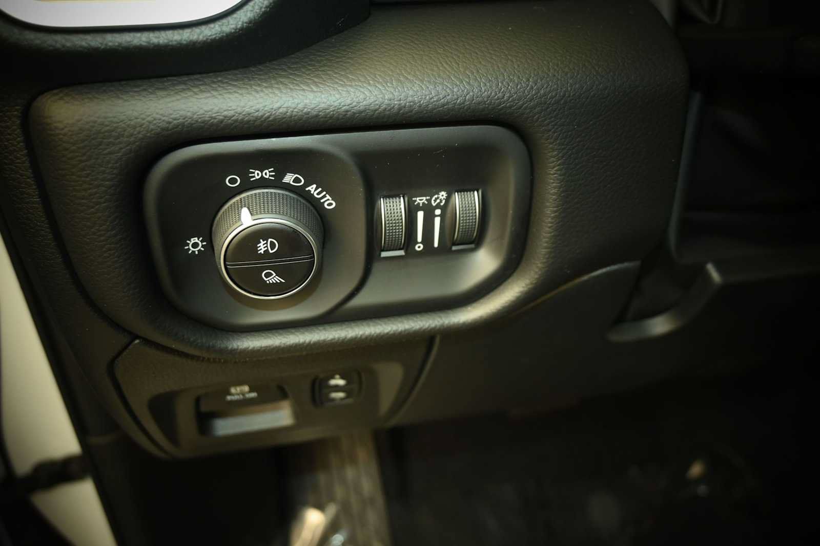 Used 2026 RAM 1500 Big Horn AWD/4WD image 14