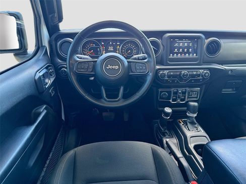 Used 2022 Jeep Gladiator Sport AWD/4WD image 20