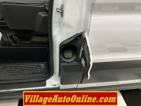 Used 2018 Ford Transit 250 148 Low Roof image 12