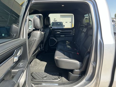 Used 2020 RAM 1500 Laramie AWD/4WD image 17