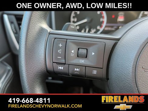 Used 2024 Nissan Rogue SV image 24