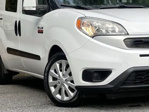 Used 2019 RAM ProMaster City Tradesman SLT image 11