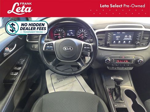 Used 2020 Kia Sorento LX w/ LX I4 Convenience Package FWD image 16
