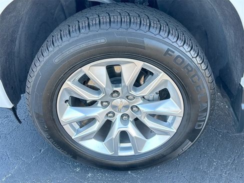 Certified 2024 Chevrolet Silverado 1500 Custom image 29