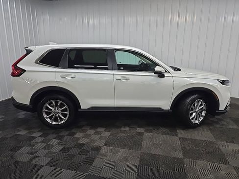 Used 2023 Honda CR-V EX image 2