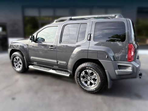 Used 2014 Nissan Xterra PRO-4X AWD/4WD image 3