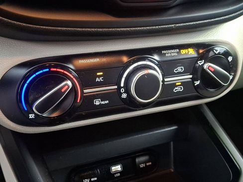 Certified 2023 Kia Soul LX w/ Option Group 015 image 16