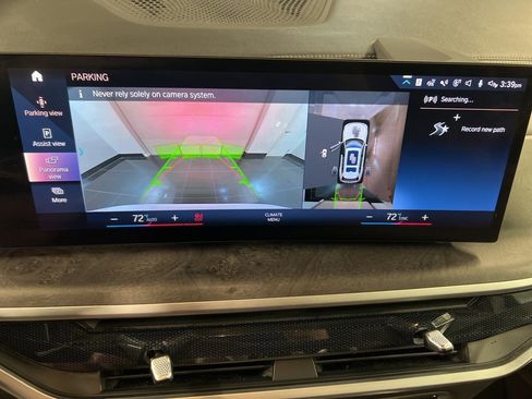 Used 2023 BMW X7 xDrive40i w/ Premium Package image 13